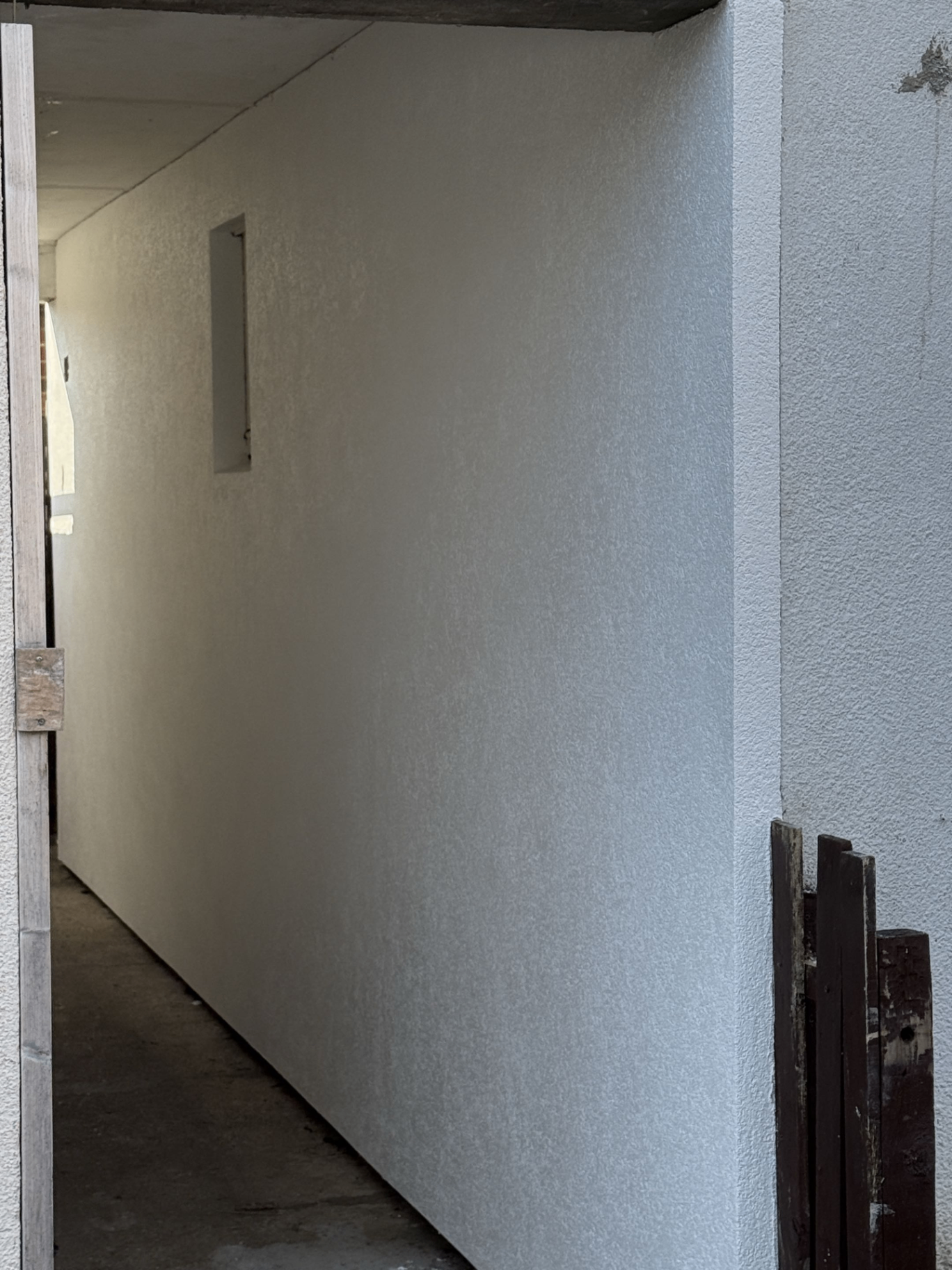 Hallway — Silicone · Grey