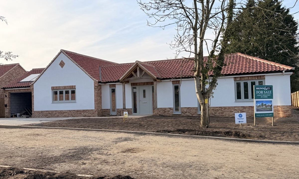 Completed Bungalow — Silicone · White